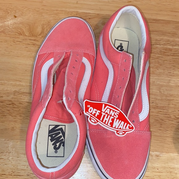 Shoes - Picture 3 of 4